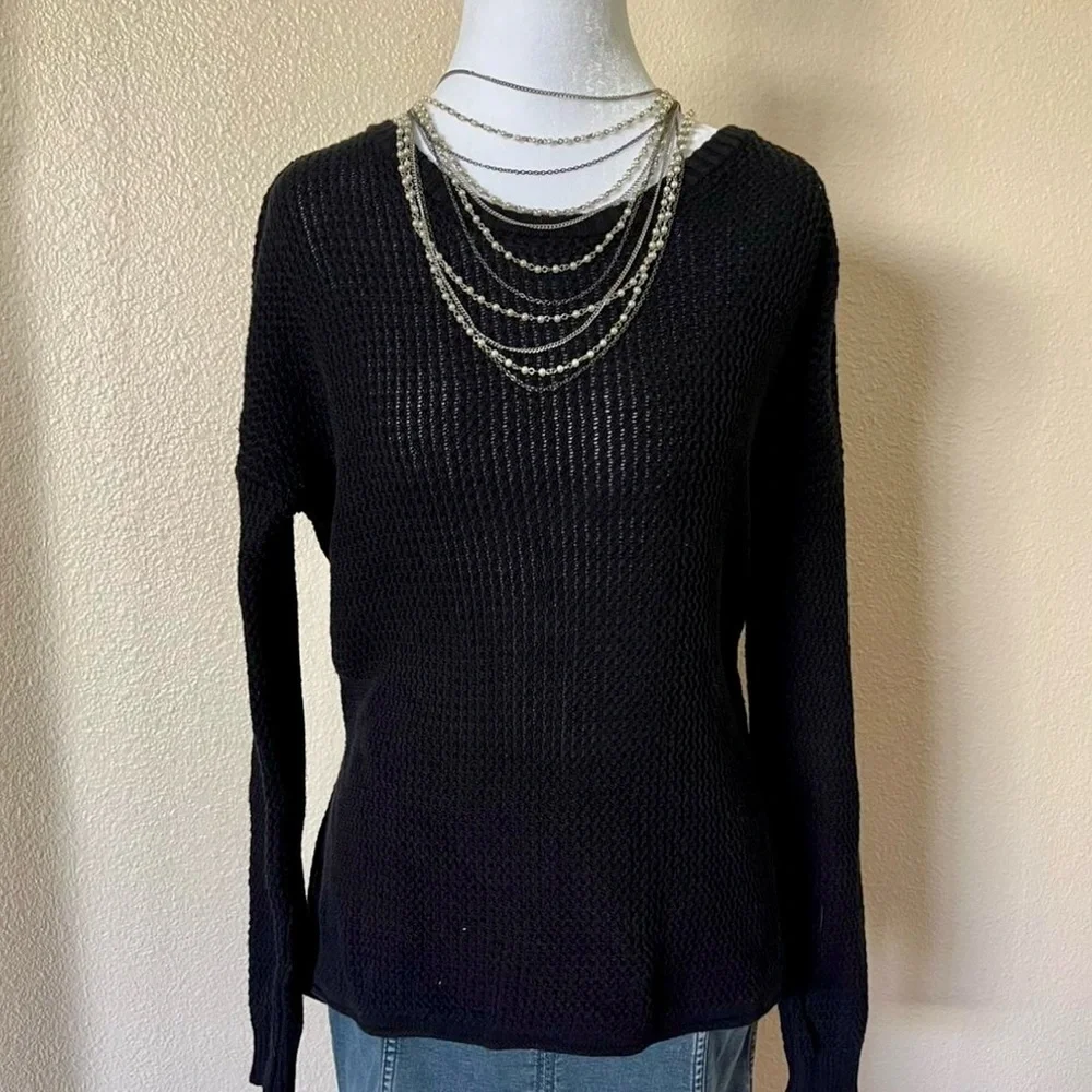 Forever 21 Black Sweater - Picture 2 of 4
